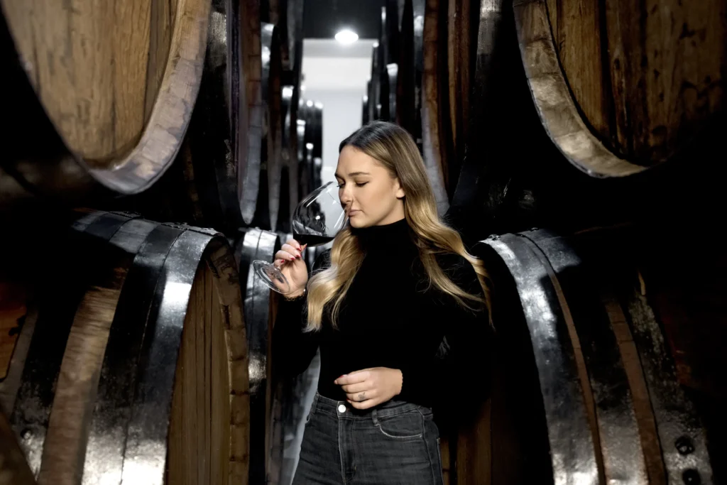 Proceso de importación y exportación de vinos.